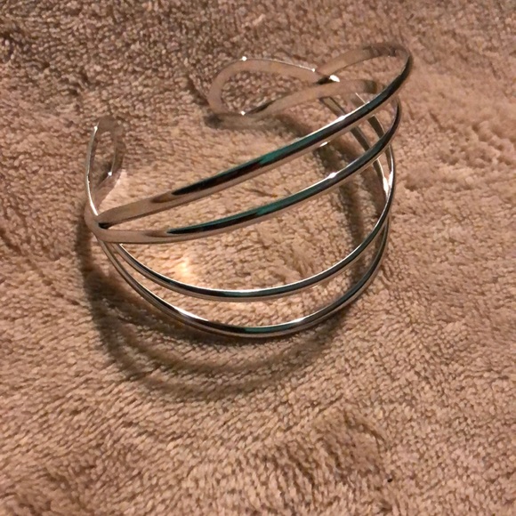 Silver bracelet - Picture 1 of 2